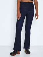 NOISY MAY Flared Schlag Jeans High Waist Denim Stretch Hose NMSALLIE Größe: 27W / 34L
