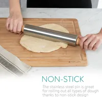 Navaris Nudelholz aus Edelstahl mit Holzgriffen - Teigroller mit Metallachse - Rollholz Wellholz Walze Nudelwalker - zum Backen Ausrollen