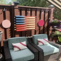 Auffällige Baseball-Flagge Dekorative Acrylflagge aus Baseballschlägern Wanddekoration für den Outdoor