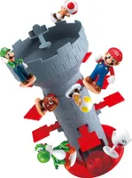 Super Mario vyhodit do povětří vratkou věž