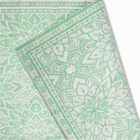 Goliving Outdoor-Teppich Sommer Flora - 183x290 cm - Reversibler Gartenteppich - Inkl. Tragetasche - Grün/Weiß