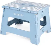 BUDDLEY Tritthocker klappbar – 23 cm hoher Tritt mit Anti-Rutsch-Design - Tragfähigkeit bis 99 kg - Klapphocker - ideal für Küche, Bad, Garage & Campi