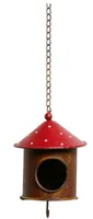 Vogelfutterstelle mit Meisenknödelhalter