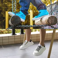 kwmobile 12x Elastische Schnürsenkel aus Silikon - Schnürband ohne Schuhe binden - Schuhbänder für Kinder in Schwarz
