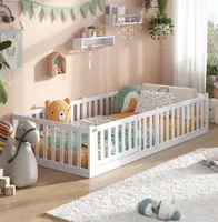 ALAVYA HOME® Kinderbett Bodenbett "TITAN" mit Tür- aus Buchenholz Bodenbett 120x200 cm inkl. Rausfallschutz & Lattenrost