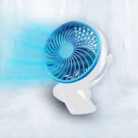 LIVINGTON Go Fan – mobiler Mini Ventilator mit Akku – kraftvoller USB Ventilator mit 6h Laufzeit – flexibler Tischventilator zum Aufstellen oder Klemmen – weiß