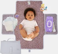 Hylat Baby faltbare Wickelunterlage - ideal für Reisen, kompakt und hygienisch - Hellviolett