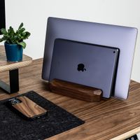 Dvojitý vertikální stojan na notebook, ručně vyráběný dřevěný stojan na notebook, držáky na notebook z amerického ořechového dřeva