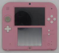 Nintendo 2DS Handheld Game Console + nabíjecí kabel - Stav: Akceptovatelný TomoDachi Life Edition Pink/Pink