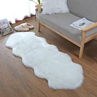 Faux Lammfell Schaffell Teppich Lammfellimitat Teppich Longhair Fell Optik Nachahmung Wolle Bettvorleger Sofa Matte Weiß, 60x160cm