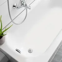Navaris Universal Stöpsel für Abfluss mit Dichtungsring - Stopfen für Ablauf Badewanne Spüle Waschbecken Dusche - Badewannenstöpsel Dichtung