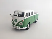 Volkswagen T1 DoKa - Grün/Weiß MOTORMAX 1:24