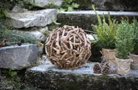 Kugel 'Treibholz', Deko Artikel, naturbelassenes Holz, dekorative Kugel für drinnen und draußen, zum weiterdekorieren oder basteln