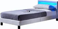 HOME DELUXE - LED Bett Astro - Weiß, 90 x 200 cm - Inkl. Lattenrost I Polsterbett Design Bett inkl. Beleuchtung