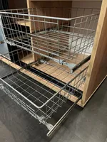 Drátěný úložný koš pro skříň UNIS - hloubka 60 cm