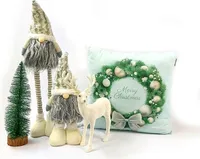 Dekorativer Weihnachtsbaum aus Kunststoffdraht grün