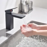 Homelody Wasserhahn Bad，Wasserfall Badarmatur aus Edelstahl，Mischbatterie Waschtischarmatur，Waschbeckenarmatur für Badezimmer，Badarmatur waschbecken