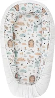 Multifunktionale Kuschelnest Babynest Kokon für Babys und Säuglinge Nestchen, Reisebett 100% Baumwolle antiallergisch weiß mit Igelchen