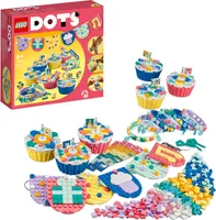 LEGO 41806 DOTS Ultimatives Partyset, Partyspiele für Kinder und DIY Partytütenfüller mit Spielzeug Cupcakes, Armbändern und Wimpeln, kreative Dekoration, Geschenke für Mädchen und Jungen