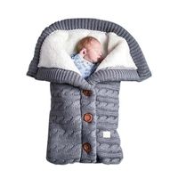 Stricken Schlafsack mit Kapuzen Knopf Swaddle Pucksack Babyschale Einschlagdecke 