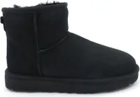 UGG Classic MIni II Stiefel Schwarz