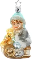 Christbaumschmuck Kind und Teddybär auf Schlitten 11cm mint, 1 Stück