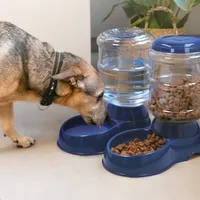 Navaris Futterspender und Wasserspender für Haustiere - Set zur Fütterung von Hund und Katze - Futterstation Futterautomat für Trockenfutter