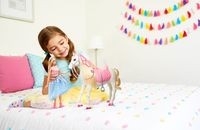 Barbie Prinzessinnen Abenteuer Tanzendes Pferd mit Prinzessin Puppe, Licht & Geräuschen