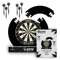KOTO - Tournament Set Schwarz (Offizielle Maße) Bristle Dartboard, inkl. 4 Stk. Surround, 2 Sätze 23 G. Darts, Halterung Dartscheibe & Wurfleine
