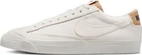 Nike Schuhe Blazer Low 77 Prm M, DV7231001