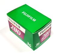 1 Fujifilm C 200        135/36