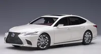 Autoart 78866 Lexus LC 500h 2018 weiß metallic 1:18