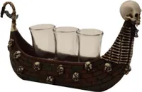 Totenkopfschiff mit 3 Shotgläsern