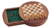 Peradix Schachspiel aus Holz - Magnetisch Schachbrett Schach Klappbar  Handgefertigt Wooden Chess Set mit Schachfiguren groß Reisenschach für  Kinder und Erwachsene 35 * 35 cm: : Spielzeug