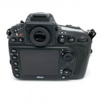 Nikon D800 36,3 Megapixel DSLR-Kamera, Full HD Video, 35,9 x 24,0 mm CMOS-Sensor, 8,13 cm (3,2 Zoll) Display, YES