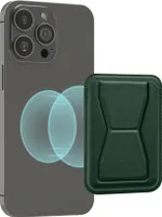 kwmobile magnetischer Kartenhalter kompatibel mit Apple iPhone 16 / 15 / 14 / 13 / 12 Serie Magnet Card Holder - Kunstleder Halter mit Standfunktion