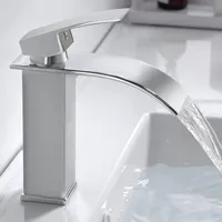 7MAGIC Wasserhahn Bad, Chrom Waschtischarmatur Bad, Wasserfall Waschtischarmatur Edelstahl Badezimmer Armatur Mischbatterie Waschbeckenarmatur, Auslauf Höhe 110MM, Silber
