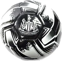 Newcastle United FC - Futbalový lopta "Turbine" BS4516 (5) (čierna/biela)