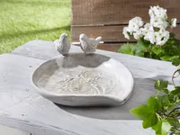 Kúpeľňa pre vtáky "Piepmatz", módny vzhľad betónu, dômyselne spracovaná, cement, záhrada