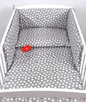 BabyLux Nestchen Bettumrandung 210x30 cm– Kopfschutz für Babybett, Beistellbett & Laufgitter – Weiche Gitterbett-Polsterung - Baumwole 95. Herzen Grau