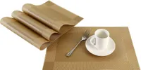 Platzdeckchen（4er Set）-rutschfest Abwaschbar Tischsets, PVC Abgrifffeste Hitzebeständig Platzsets, Schmutzabweisend, Platz-Matten für küche and Restaurant（Golden）