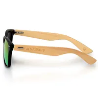 Navaris Holz Sonnenbrille UV400 - Uni Damen und Herren Brille mit Bambus Bügeln - Holzbrille mit Etui - unterschiedliche Farben