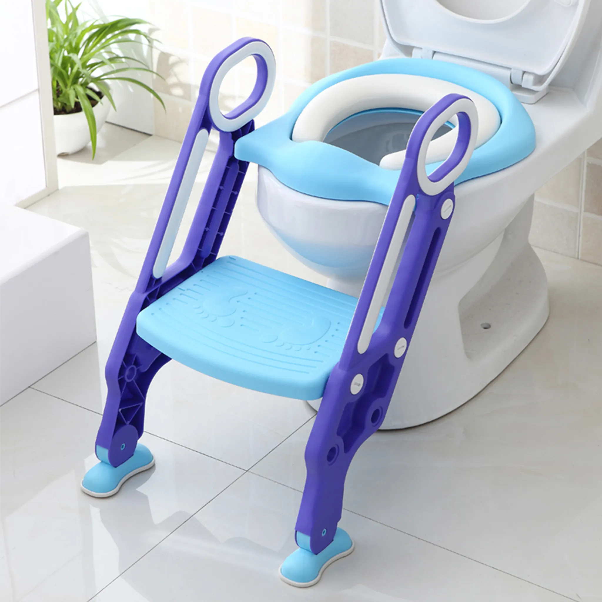 Tragbarer Toilettensitz für Töpfchentraining, klappbares Autotöpfchen mit  Aufbewahrungstaschen, WC-Sitz mit eingebautem Kleinkindsitz,  Töpfchentraining-Toilette für drinnen und draußen, 0-8 Jahre alt :  : Baby