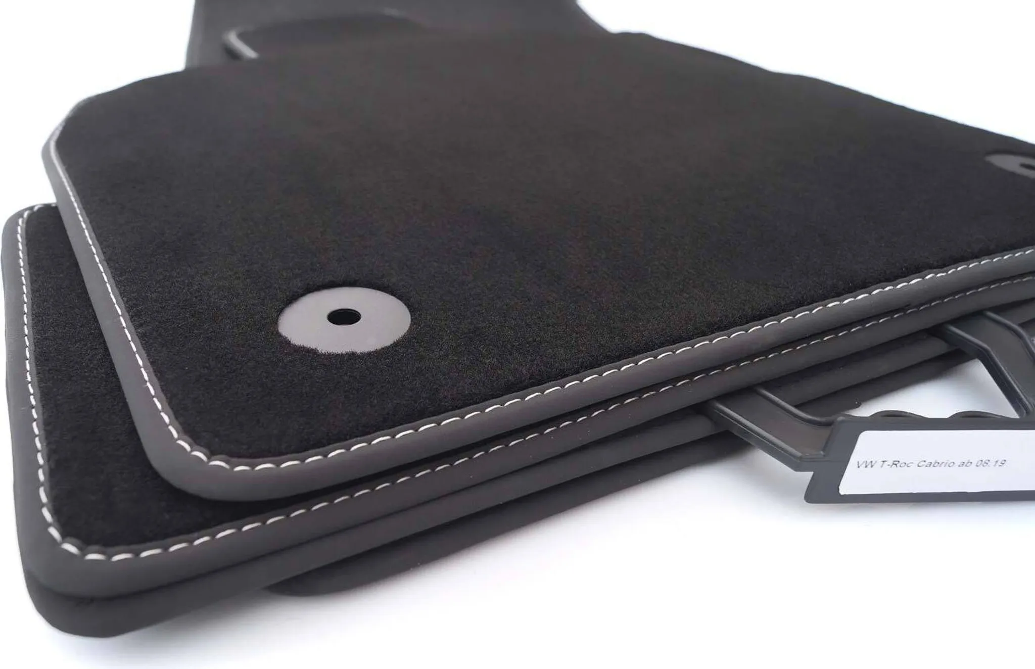 Set Tappetini Auto In Moquette Per VW T-Roc, Anteriori E Posteriori, Con Logo Ricamato E Clip - 2