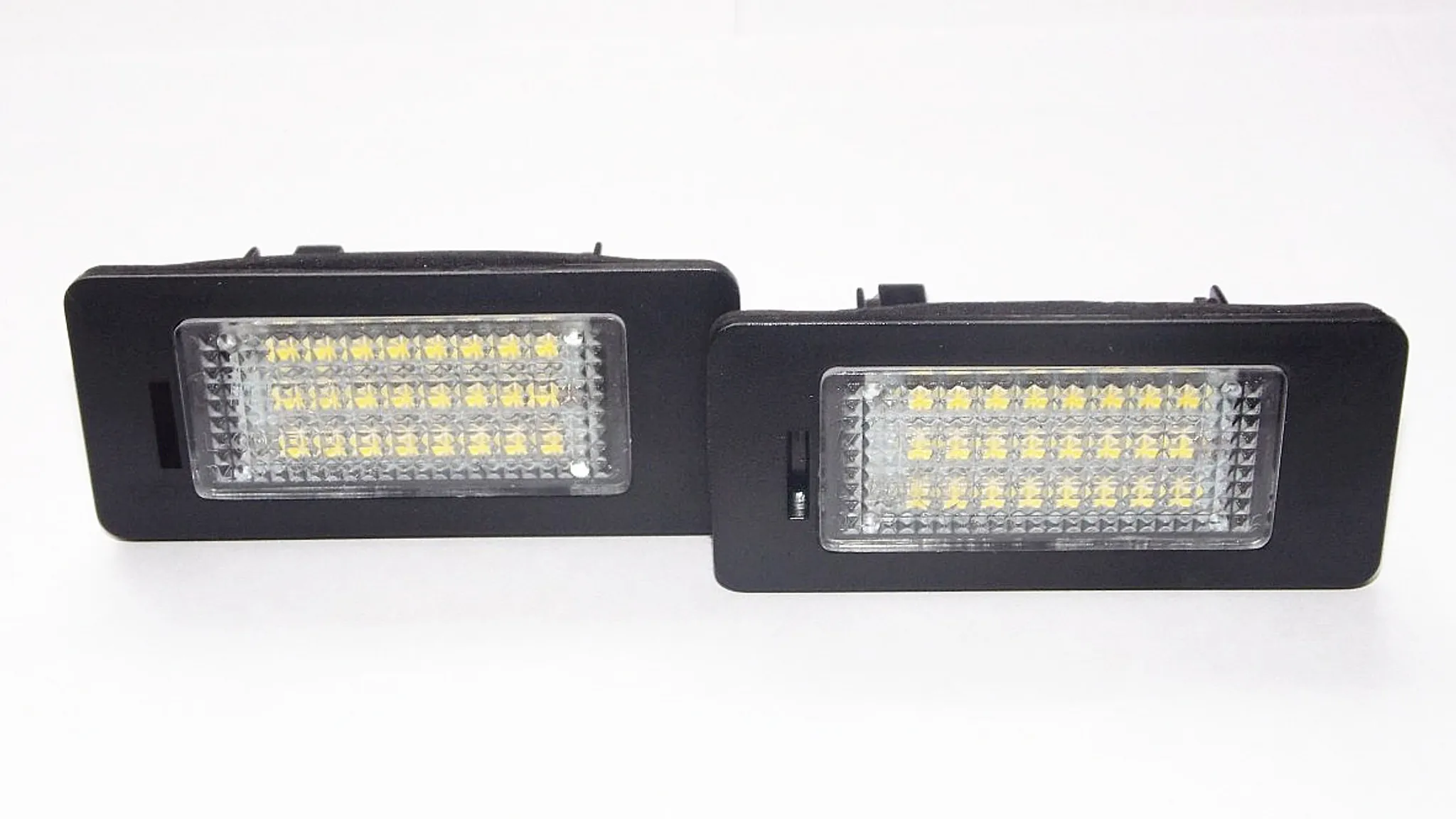 LED Kennzeichen Beleuchtung Nummernschildbeleuchtung BMW E60 E61 E90 E91  E92 E93