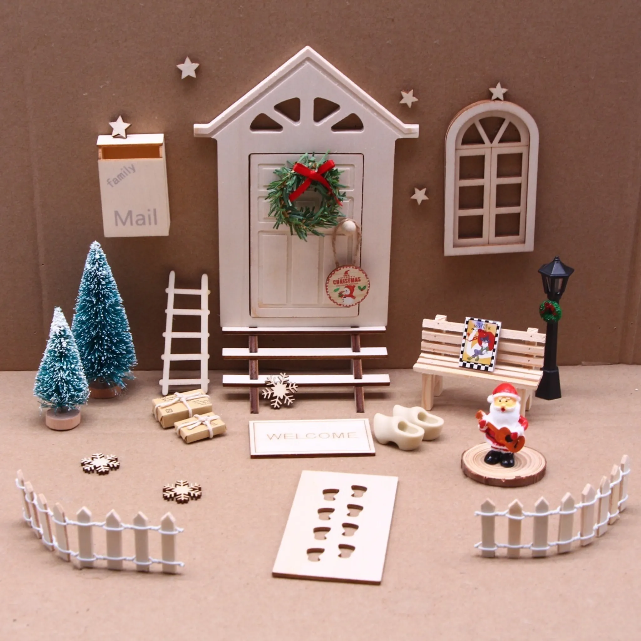 Set Accessori Per Casa Dello Gnomo Con Luce LED - Tenda In Miniatura, Telescopio E Oggetti Da Picnic - Perfetto Per Natale E Collezionisti Di Folletti