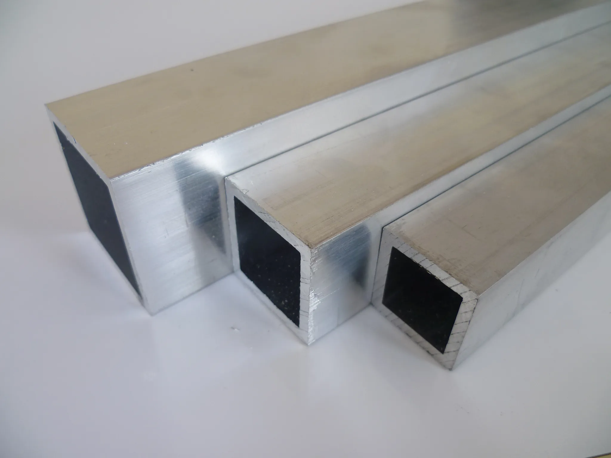 Aluminium-Winkelprofil 80 X 40 X 3 Mm – 1 M, AlMgSi0,5, Schweißbar & Eloxierfähig