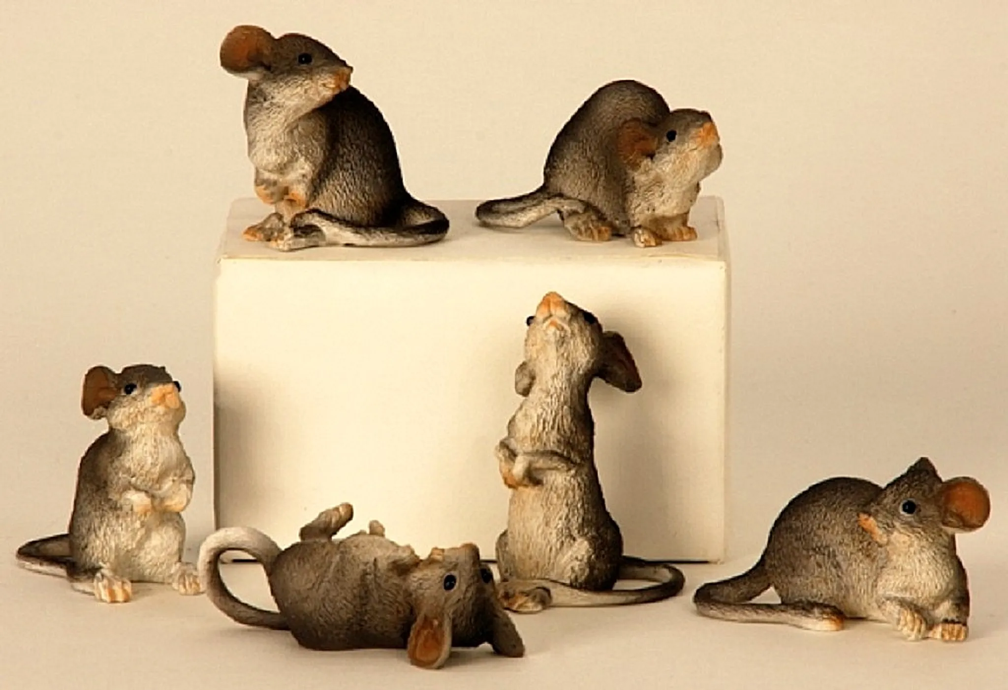 6 Mäuse Dekofiguren Dekoration Figuren