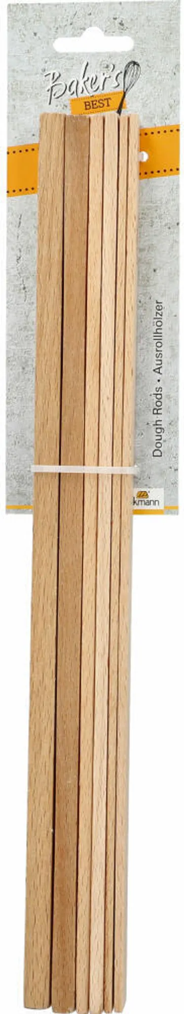 Rouleau à pâtisserie en bois et boule de pâte avec de la farine Photo