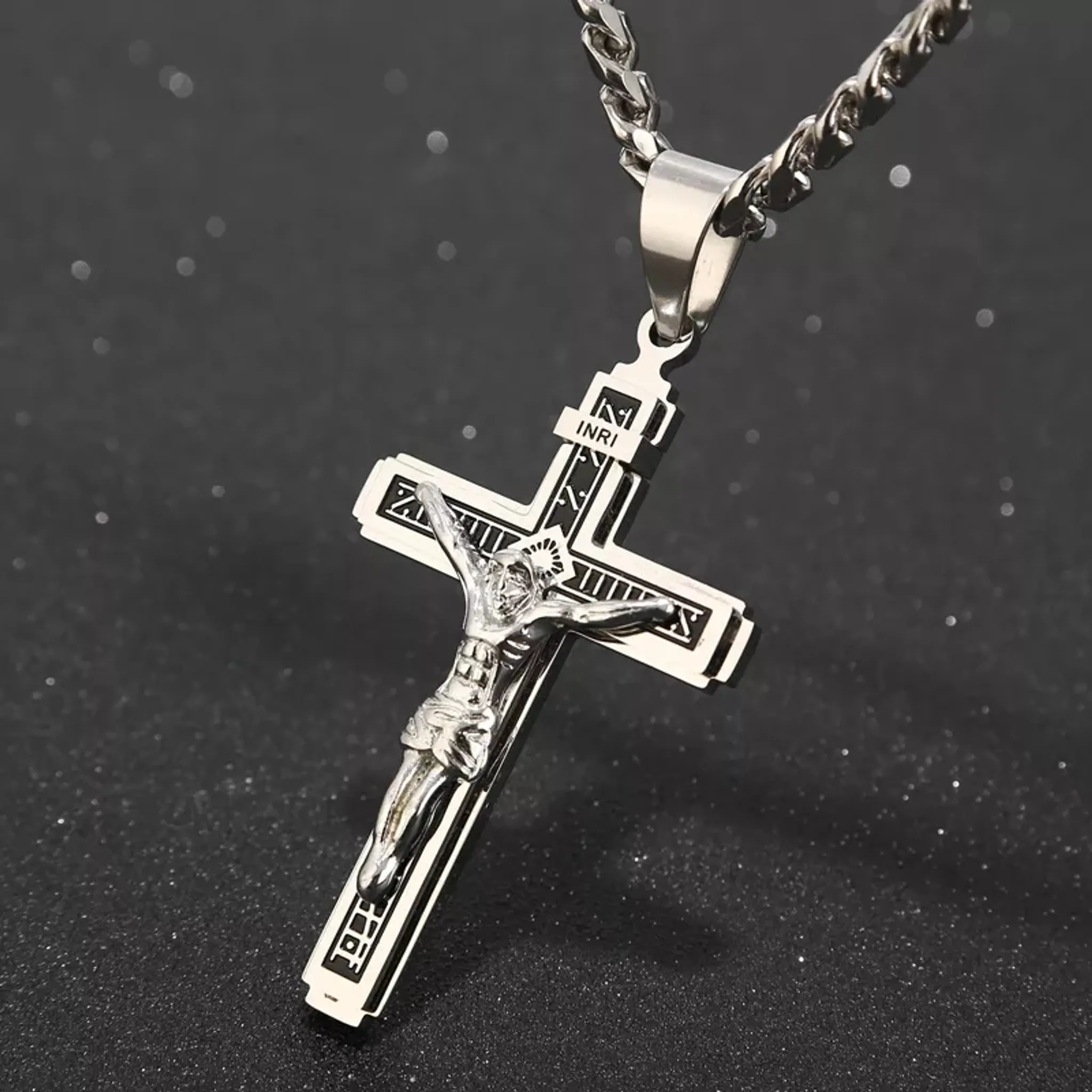 Kreuzkette Anhänger Halskette Jesus mit Kreuz